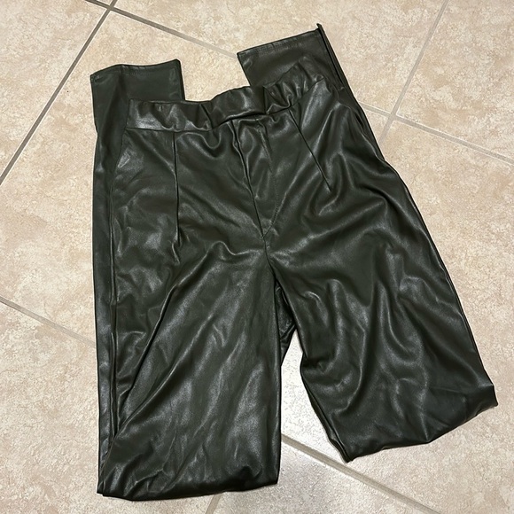 Green Faux Leather Pants ✨ - Picture 2 of 6